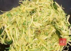 南瓜丝炒肉的做法图解4