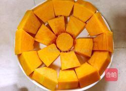 南瓜粉蒸肉的做法图解2