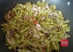 刀豆炒瘦肉的做法图解9