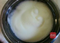 四寸戚风蛋糕的做法图解5