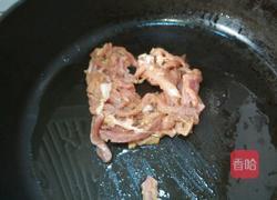 芦笋里脊鸡蛋饼的做法图解3