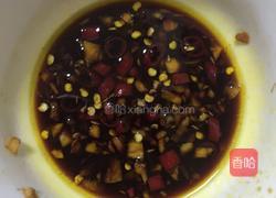 青椒皮蛋的做法图解2