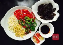 Illustration of how to stir-fry sea cucumber 2