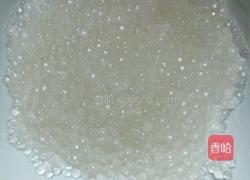 椰汁西米露的做法图解2