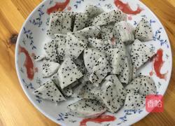 火龙果奶昔（牛奶）的做法图解2