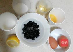 纸杯橙味提子蛋糕的做法图解1