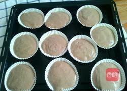 红丝绒戚风纸杯蛋糕的做法图解14