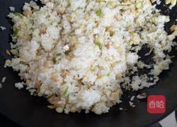 酱油炒饭的做法图解5