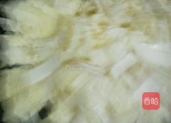 白菜炒红薯粉的做法图解2