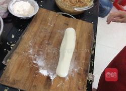 白菜猪肉馅饼的做法图解9