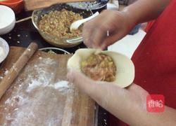 白菜猪肉馅饼的做法图解20