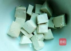 白菜豆腐汤的做法图解1