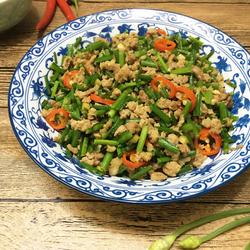 韭薹炒肉末的做法[图]