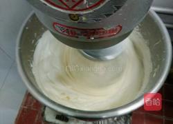 拉花蛋糕的做法图解3