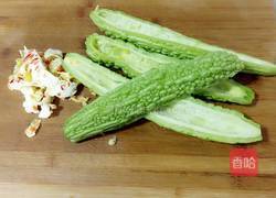 辣椒炒苦瓜的做法图解2