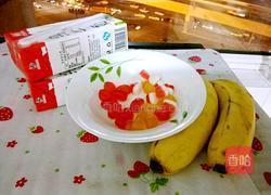 QQ糖香蕉冰棒的做法图解1