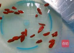 南瓜芋头甜汤的做法图解3