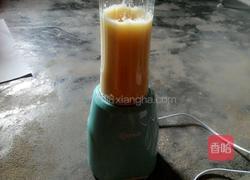 鲜榨苹果汁的做法图解5
