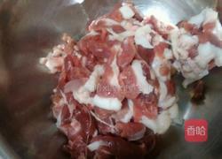 炒烤羊肉的做法图解1