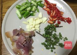 火腿炒鸡枞的做法图解4