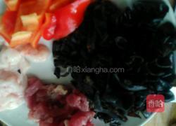 秋葵炒木耳的做法图解3