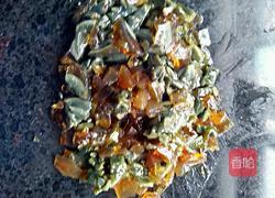皮蛋豆腐的做法图解6