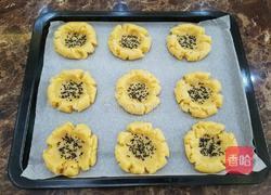 香酥黑芝麻桃酥的做法图解5