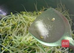 葱香豆芽的做法图解5