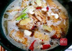 红烧带鱼炖粉条的做法图解6