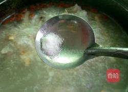 沙参枸杞排骨汤的做法图解8