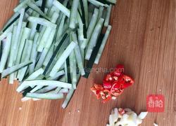 清炒冬瓜皮的做法图解2