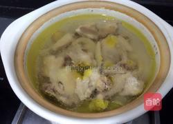 冬瓜菌菇老母鸡汤的做法图解3