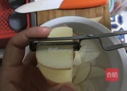 七夕礼物之一(苹果玫瑰花)的做法图解2