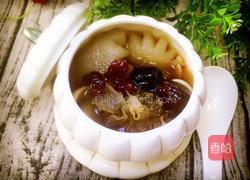 红枣银耳百合炖雪梨的做法图解10