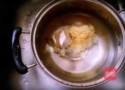 红枣银耳百合炖雪梨的做法图解4