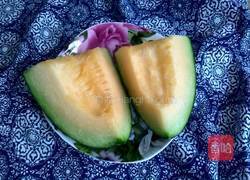 哈密瓜冰沙的做法图解1