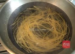 罗勒汁鲜虾芝士意面的做法图解8