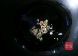 尖椒炒肉的做法图解3