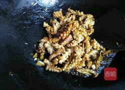 洋葱炒鱿鱼卷的做法图解6