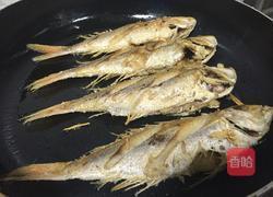 干煎金线鱼的做法图解2