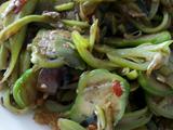 杂炒苦子金豆茄子的做法[图]