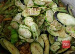 杂炒苦子金豆茄子的做法图解8