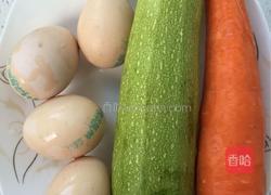 西葫芦胡萝卜丝鸡蛋饼的做法图解2