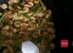 芹菜炒虾的做法图解11