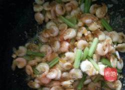 芹菜炒虾的做法图解12