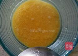 枸杞玉米面粥的做法图解2
