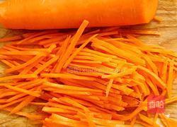 粉蒸胡萝卜的做法图解2