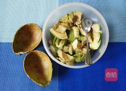 蜂蜜牛油果色拉的做法图解3