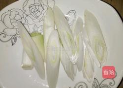 葱爆木耳的做法图解2