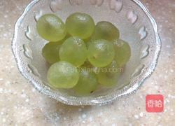 火龙果沙拉的做法图解2